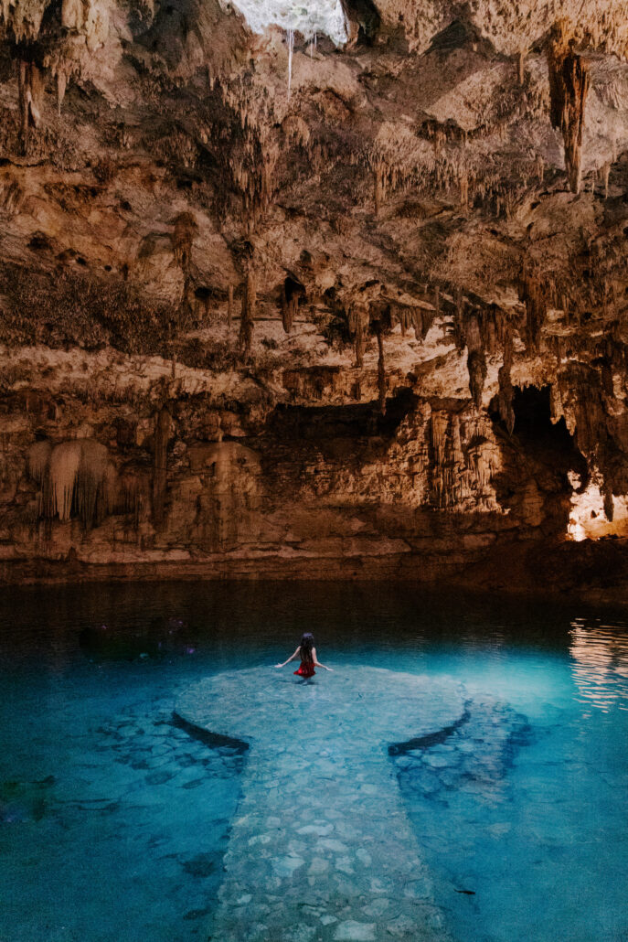 Cenote Suytun c AdobeStock