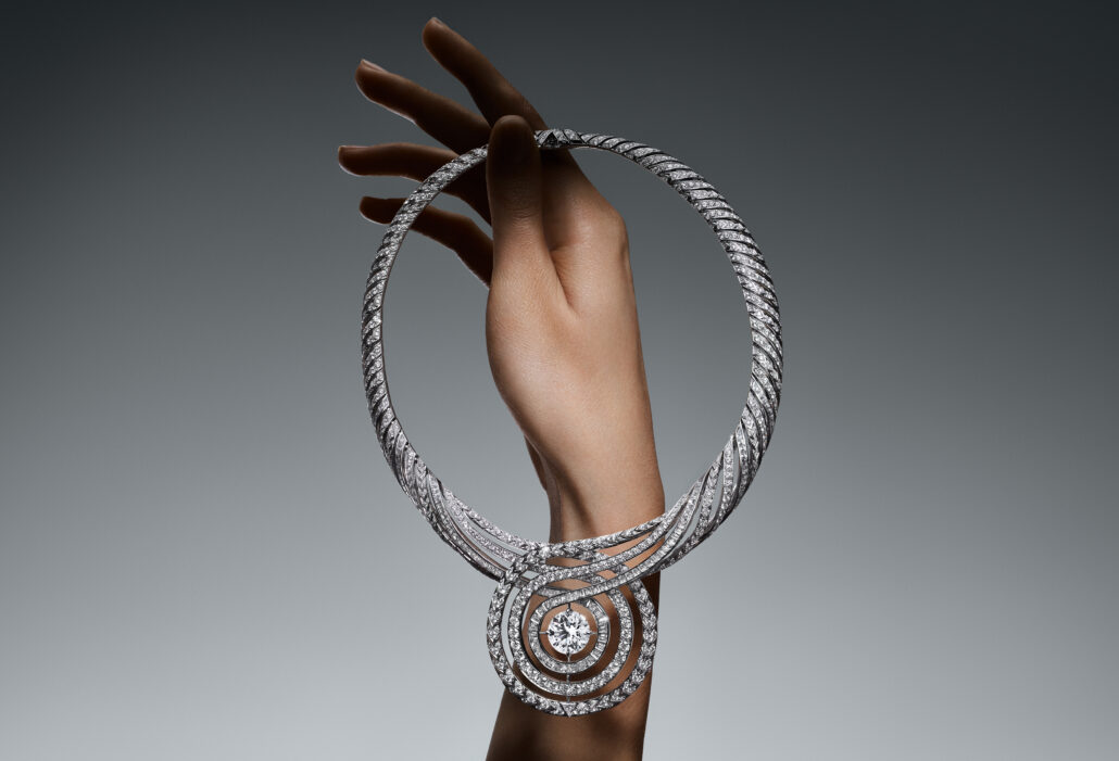 LOUIS VUITTON DEEP TIME ORIGIN NECKLACE WORNf.tiff