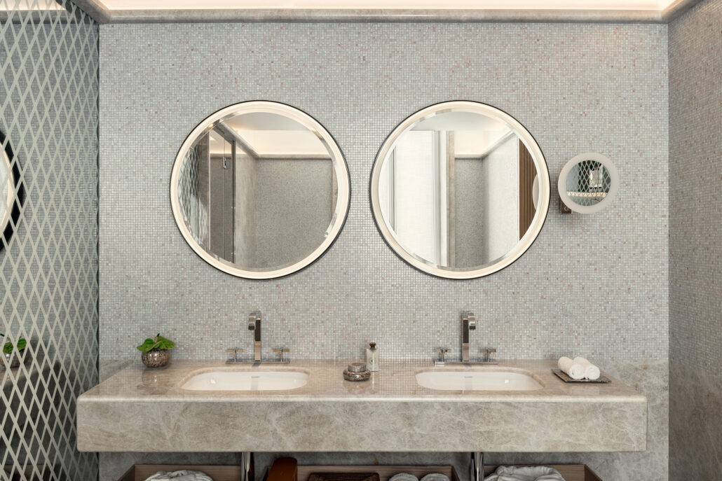 SUPERIOR ROOM BATHROOM 2