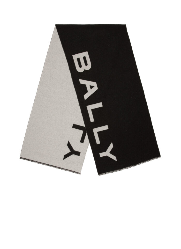 WSC01Y WO167 I132 FRONT