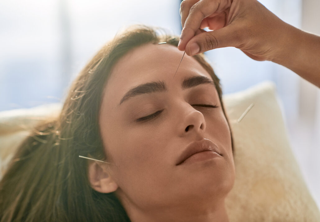 Zulal Serenity Wellness Centre Treatment Room Accupuncture Lifestyle Image 2