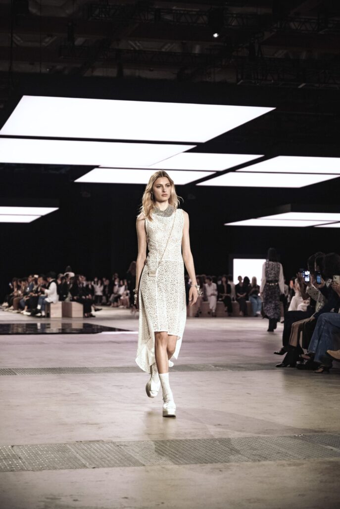 chanel 2022 23 metiers dart collection in tokyo show copyright chanel 71 LD