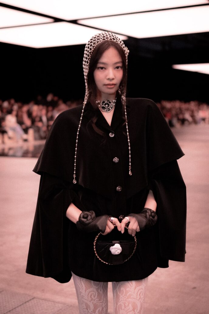 chanel jennie chanel mda 22 23 replica show tokyo june 1st 1 1 LD