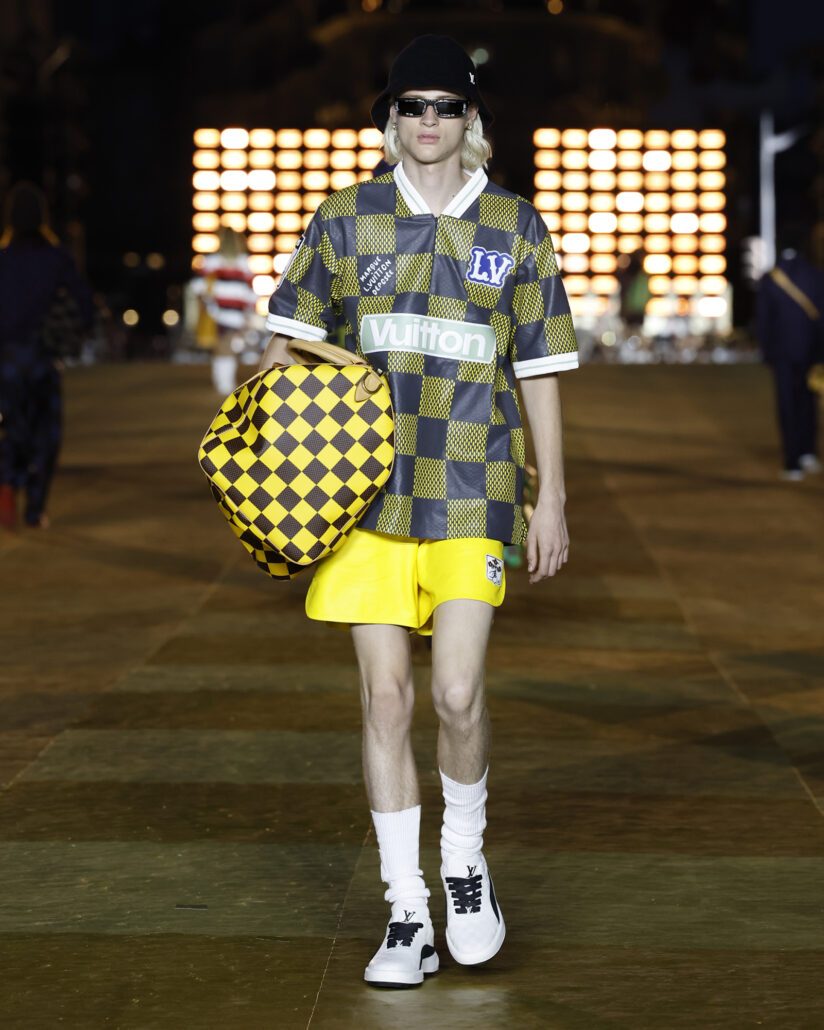LOUIS VUITTON MENS SPRING SUMMER 2024 LOOK 31