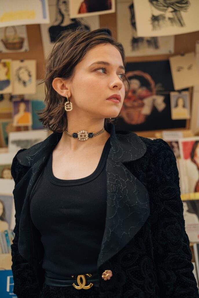 chanel cailee spaeny chanel haute couture fw23 24 show july 4th 1 LD