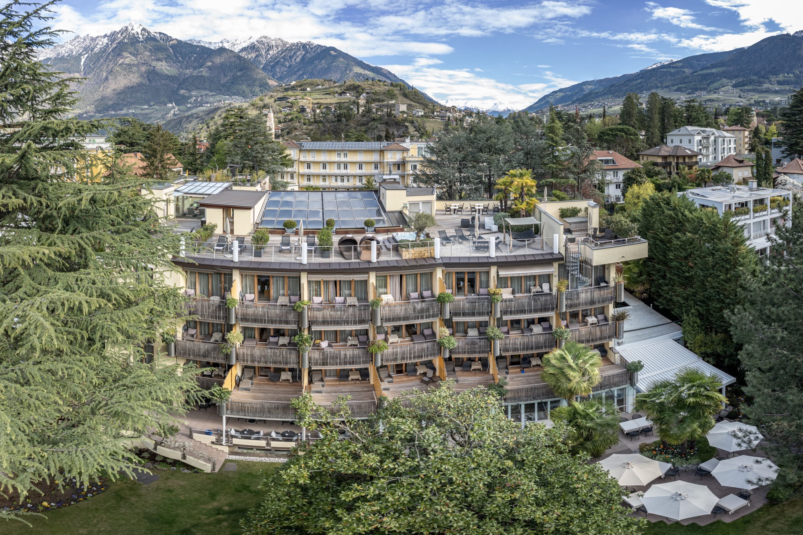 Parkhotel Mignonc scaled