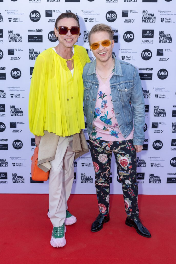 2023 09 11 MQVFW 19 00h a Red Carpet TL Presse 010 Alexander Zerza Juklian Kutos