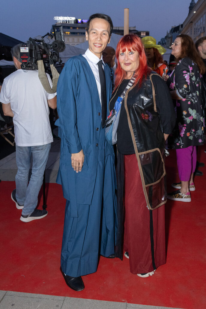 2023 09 11 MQVFW 19 00h a Red Carpet TL Presse 022 Frank von RIVA Zigi Mueller Matyas