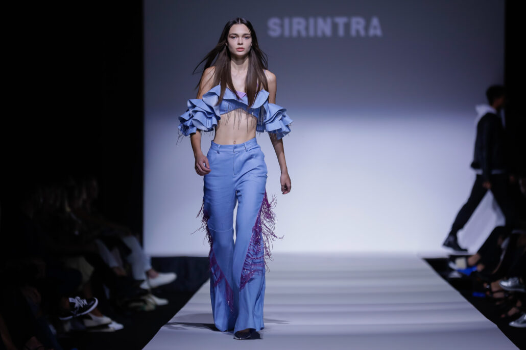 2023 09 11 MQVFW 20 00h a Opening Show Lieblingsoutfits der Designer KB Presse 018