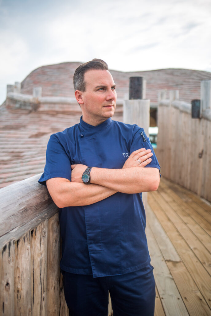 43325 Soneva Fushi Chef Tim Raue Flying Sauces Pop Up