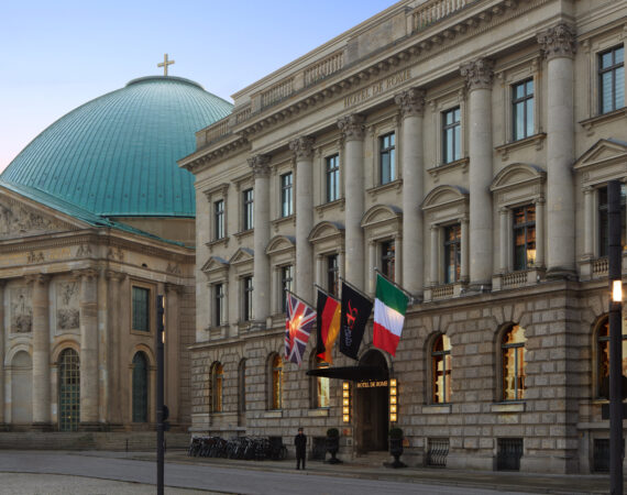 RFH Hotel de Rome Facade