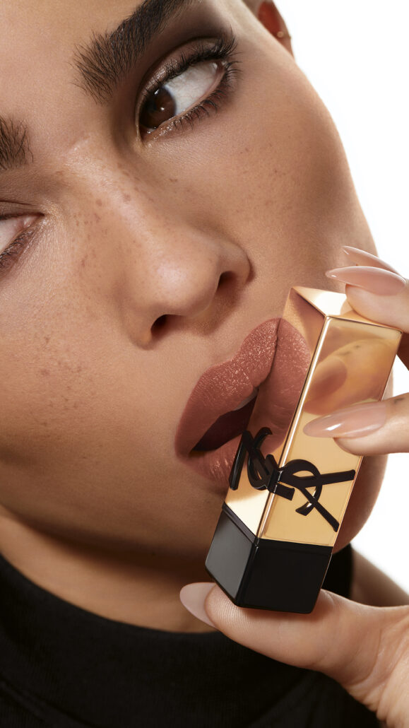 ysl rouge pur couture celebrity model pics zoe kravitz 8
