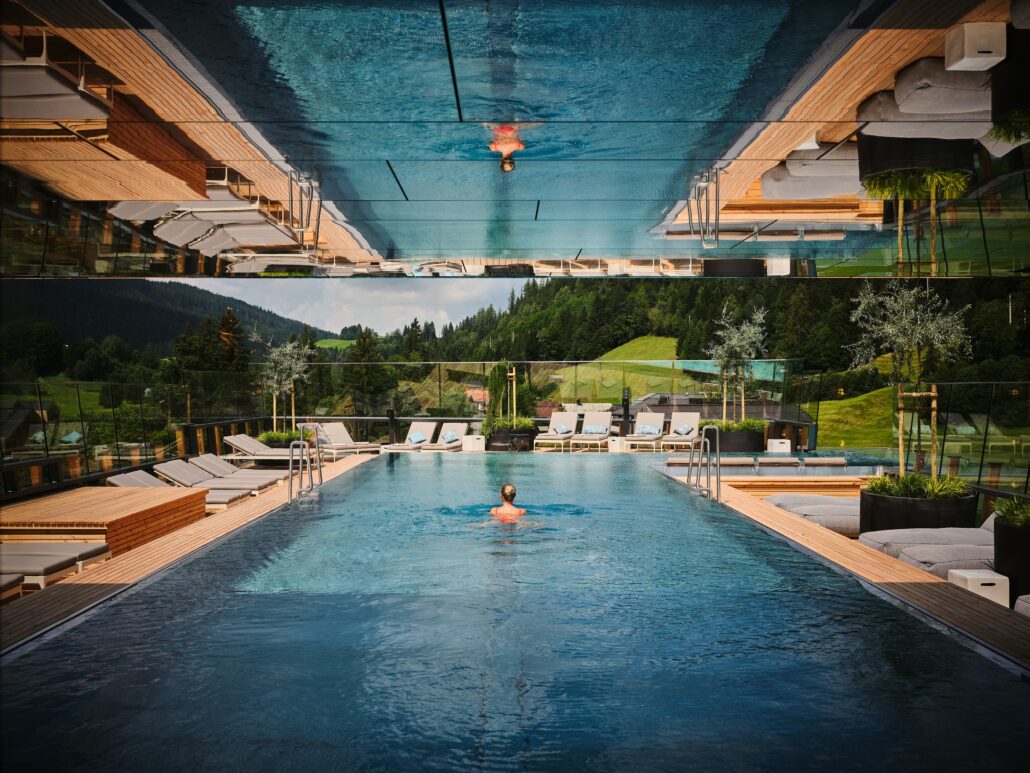 Rooftop Pool c Salzburger Hof Leogang 1