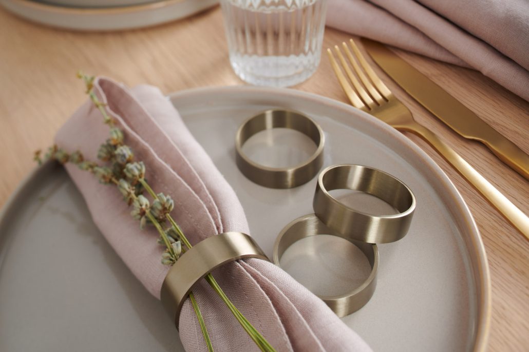 132417 4 Serviettenringe 1 49.23