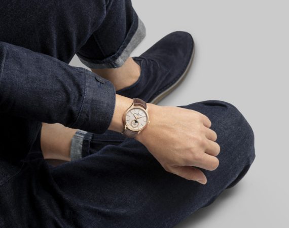 800 m0a10736 bm fy24 mood 024