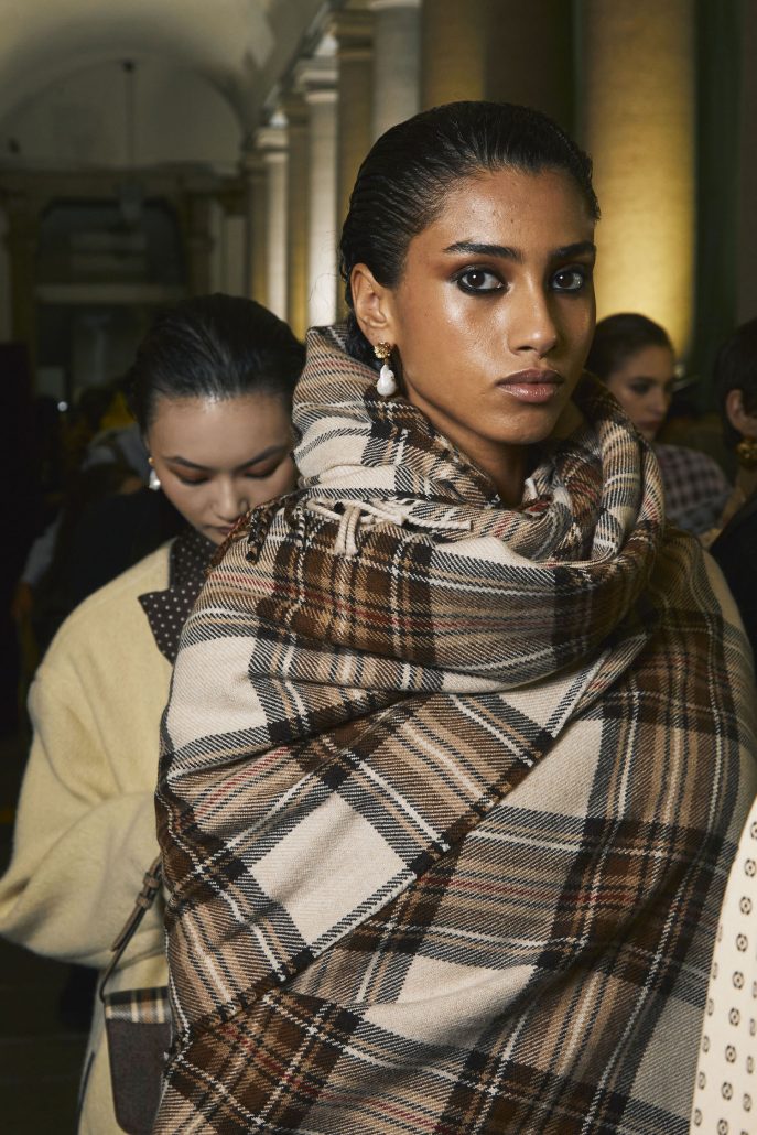 ETRO WOMENS FW23 BACKSTAGE 10