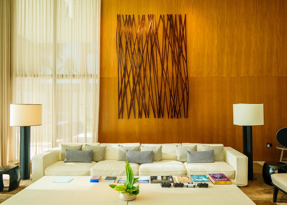 Flow 2020 Cheng Tsunes Fari Islands