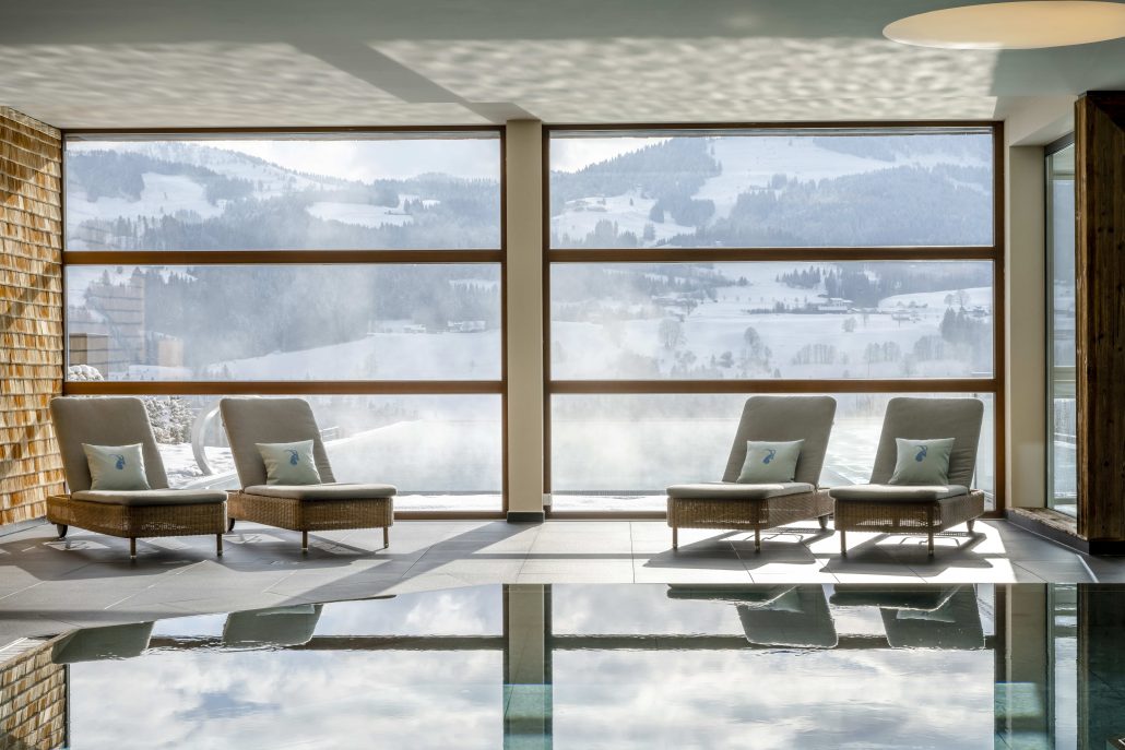 KristallSpa RelaxpoolcBergkristall meinResortimAllgau guenterstandl.de9