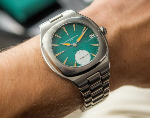 Laurent Ferrier Serie Atelier V Sport Auto 40 Watch LCF040.T1.V1GCO Front Wristshot Blog 2 2048x2048.jpg