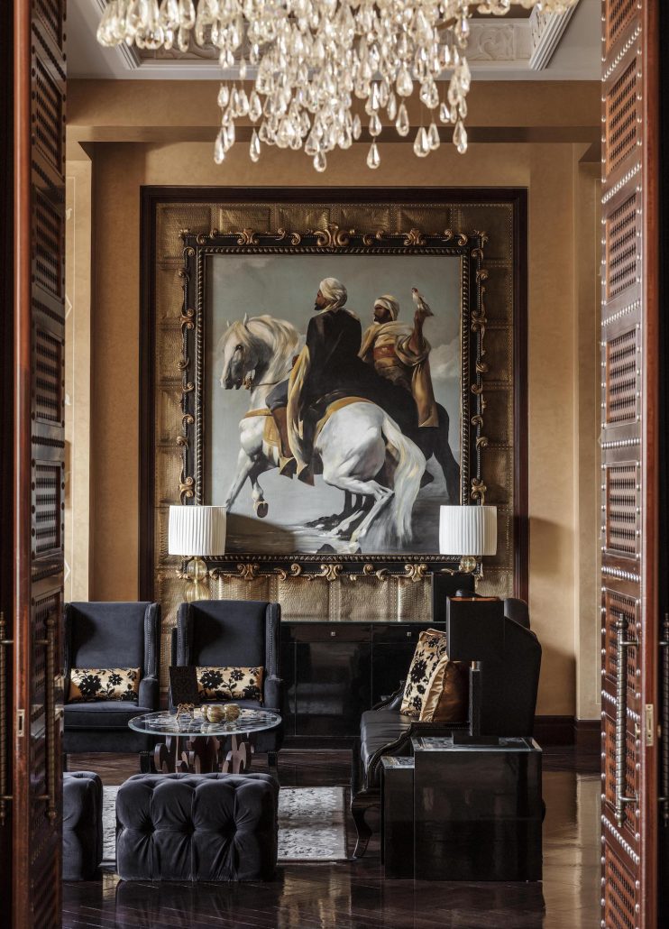 OO RoyalMirage FB Celebrities Bar 0280 MASTER