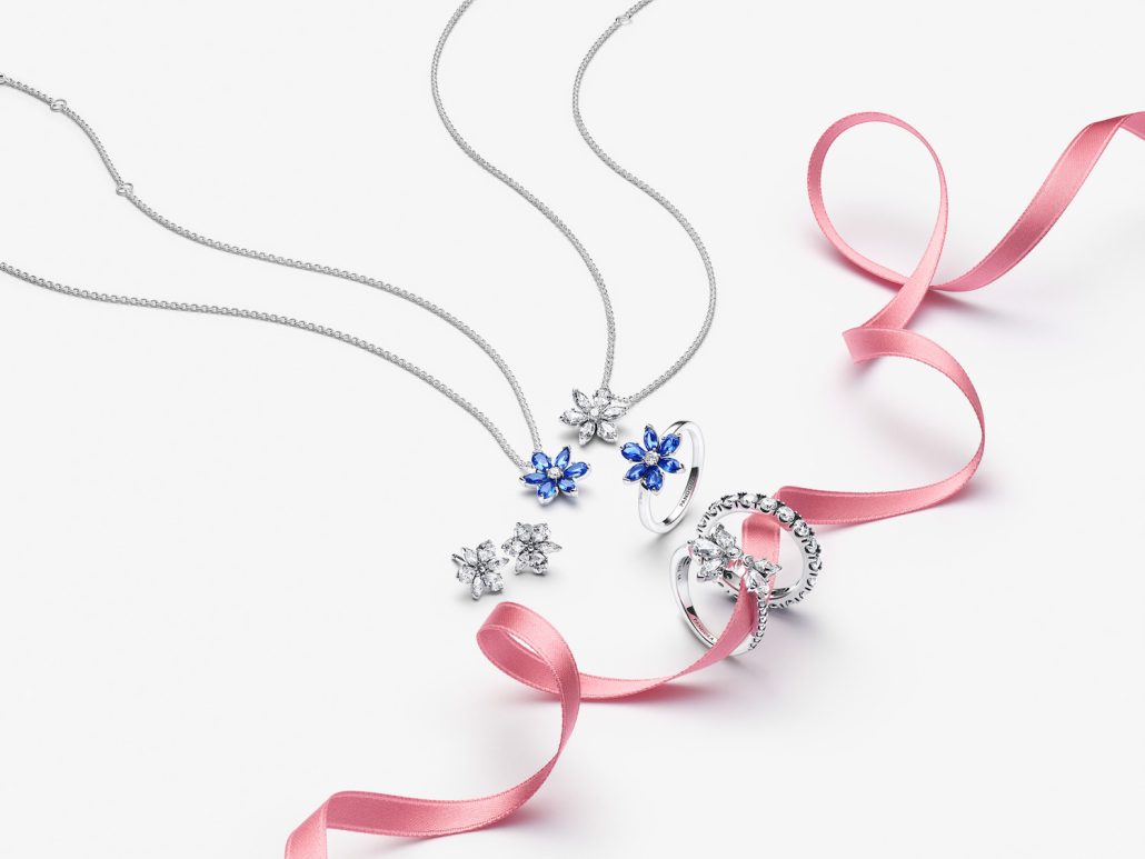 Pandora Styled Packshot Gift Set Timeless Cycle G 2023 9