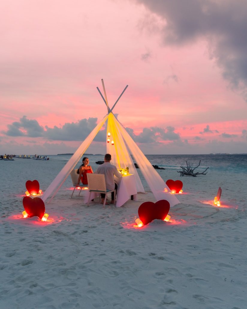 Private Dinner Intimate Romance c Dhigali Maldives