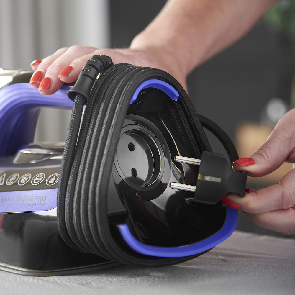 Russell Hobbs Plug and Wind Dampfb�geleisen 5999 Euro 11