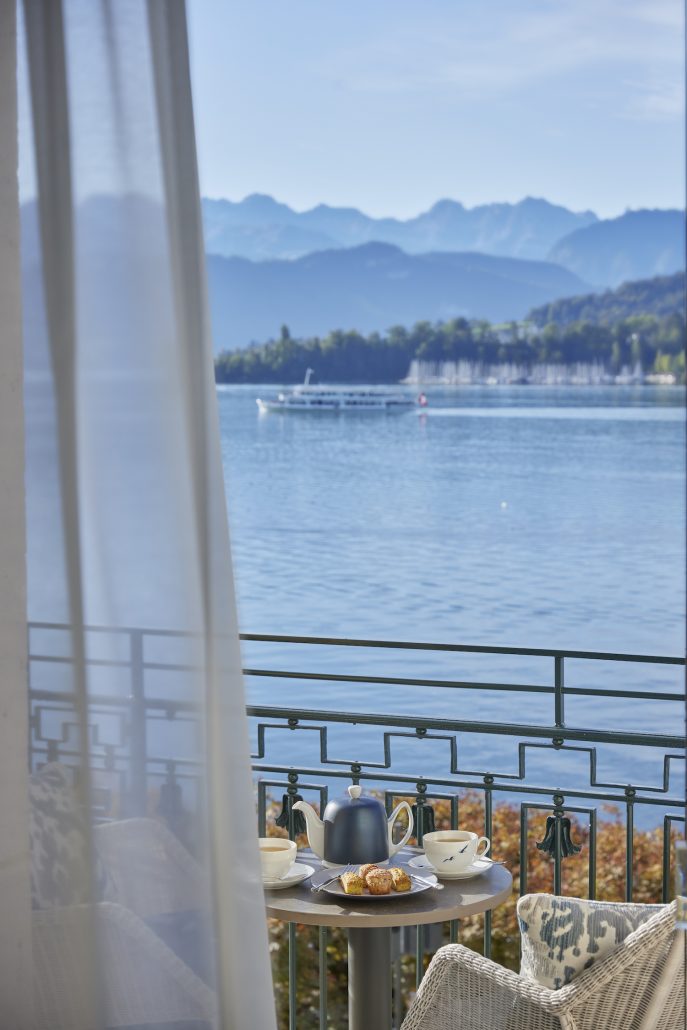 luzern deluxe lake view room225
