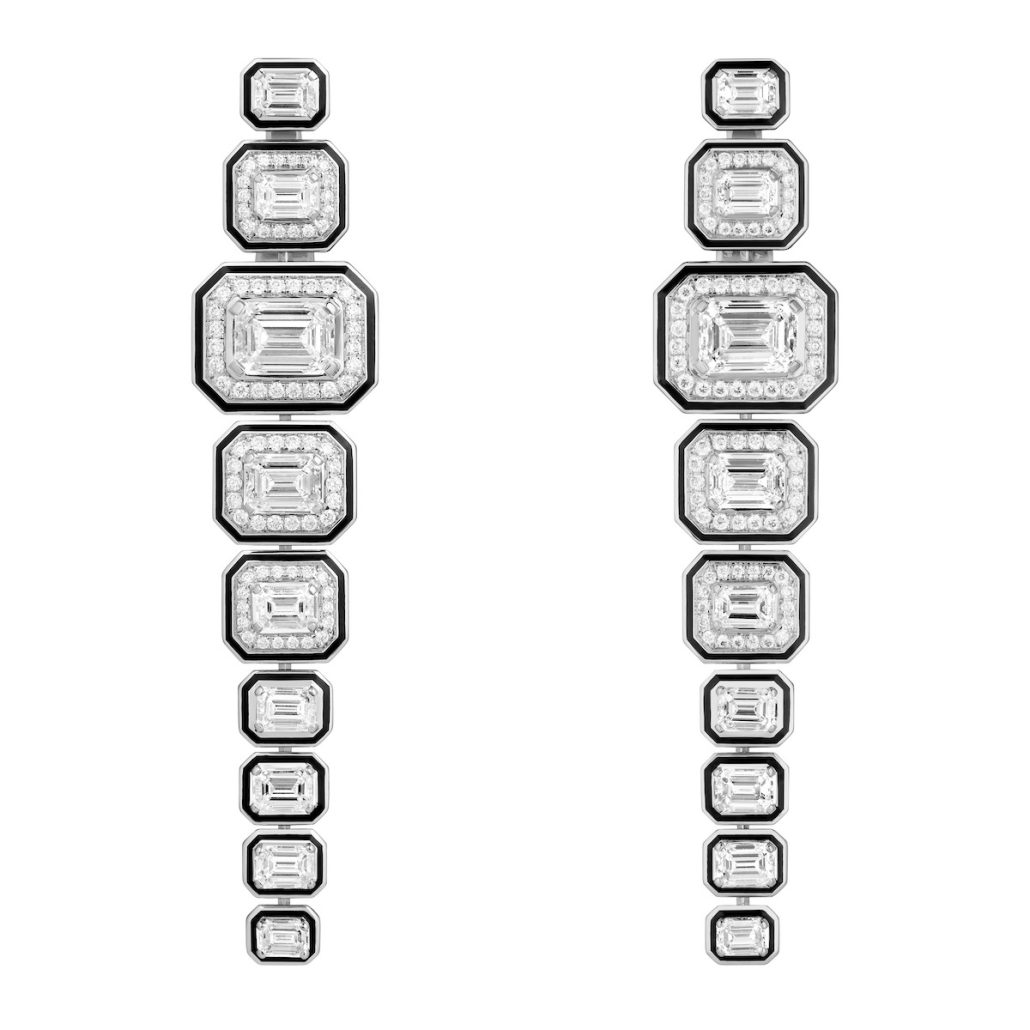 BOUCHERON Vendome Lisere pendant earrings set with emerald cut diamonds paved with round diamonds in white gold