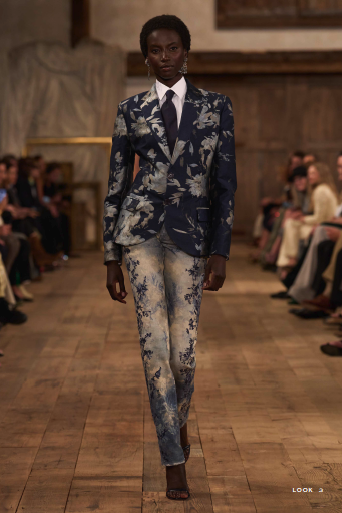 Bildschirmfoto 2023 12 06 um 15.44.25