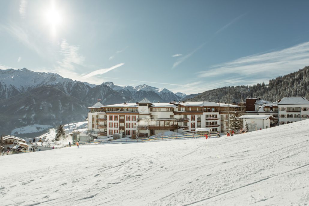 Schlosshotel Fiss Aussenansicht Winter 2 c Schlosshotel Fiss