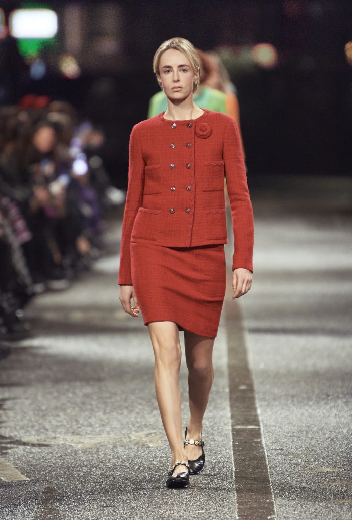 chanel look 002 2023 24 metiers dart collection HD