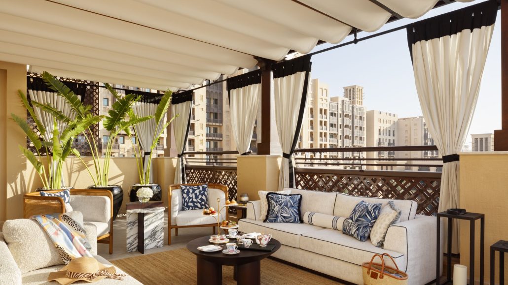 jcom Hero image Madiace Suite Bal