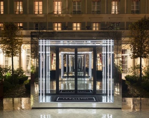 le bristol paris et dom perignon @clairecocano hd 2 972x648 1
