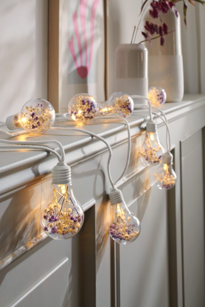 135919 LED Lichterkette 1 10.24