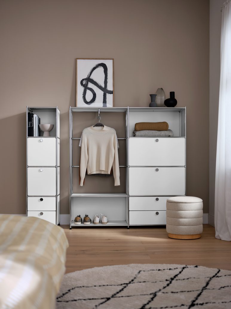 136439 Schrank Metall 1 07.24