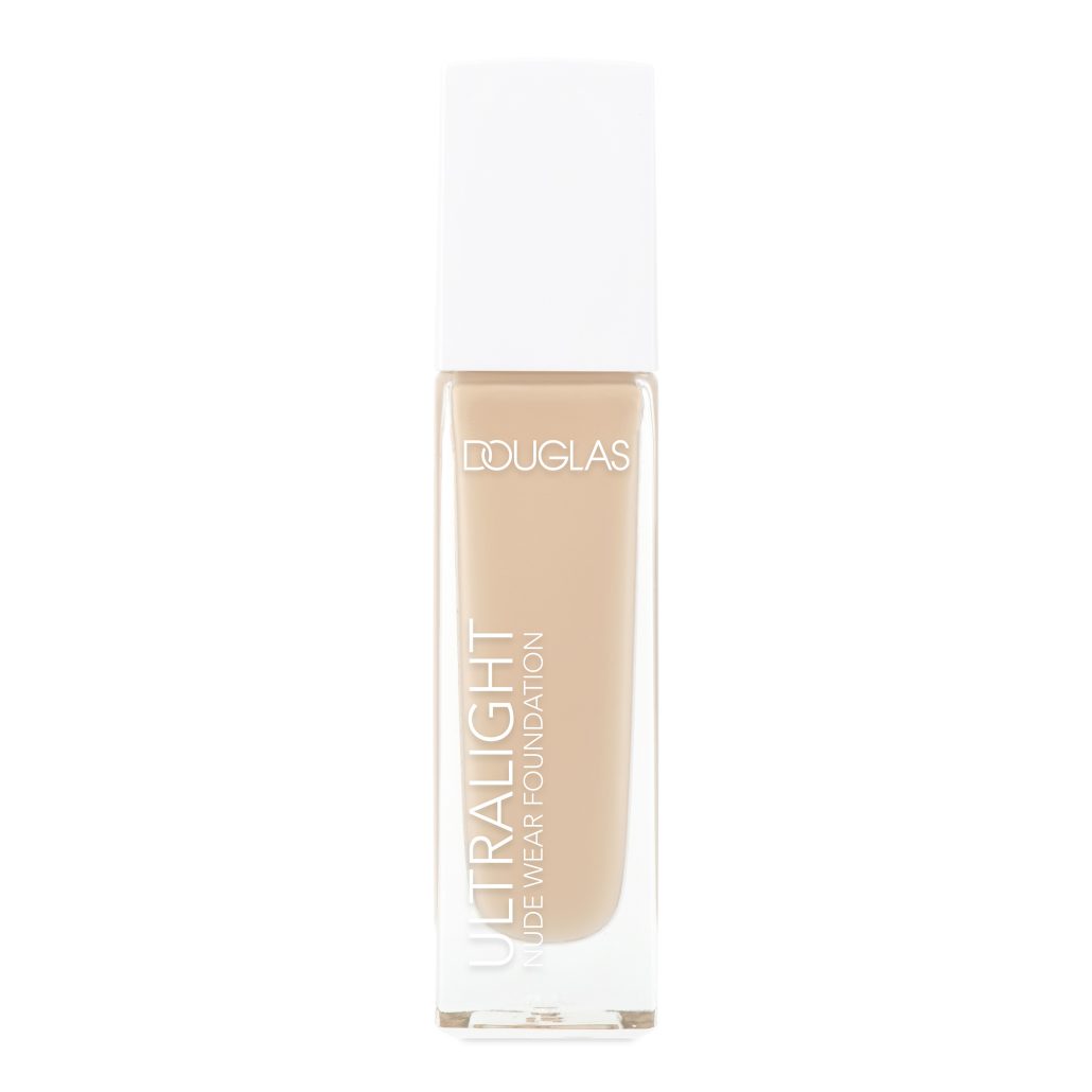 DOUGLAS COLLECTION Face Ultralight Nude Wear Foundation Nr. 05 Ivory 1999E closed