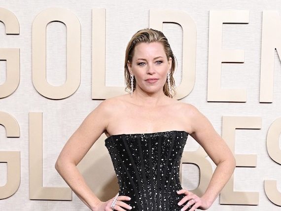 Elizabeth Banks In Messika Golden Globes Awards 3 Kopie