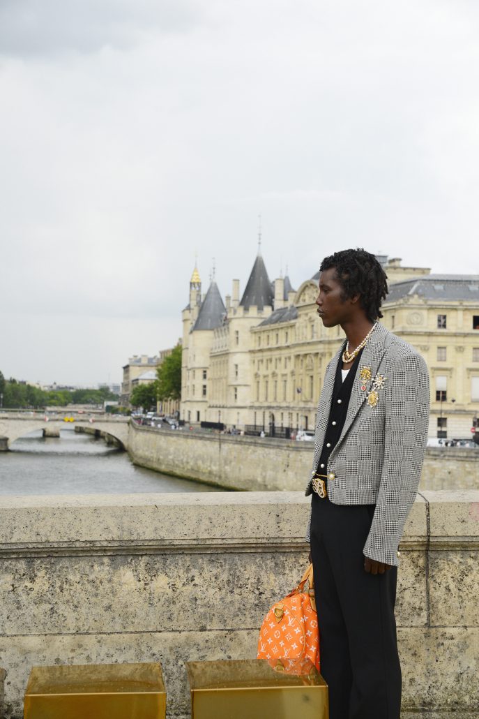 LOUIS VUITTON MENS SPRING SUMMER 2024 BACKSTAGE 2