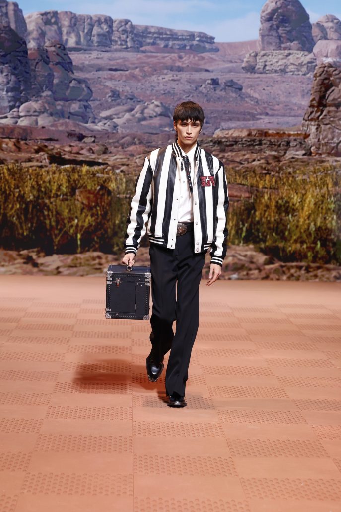 Louis Vuitton Mens Fall Winter 2024 Look 51