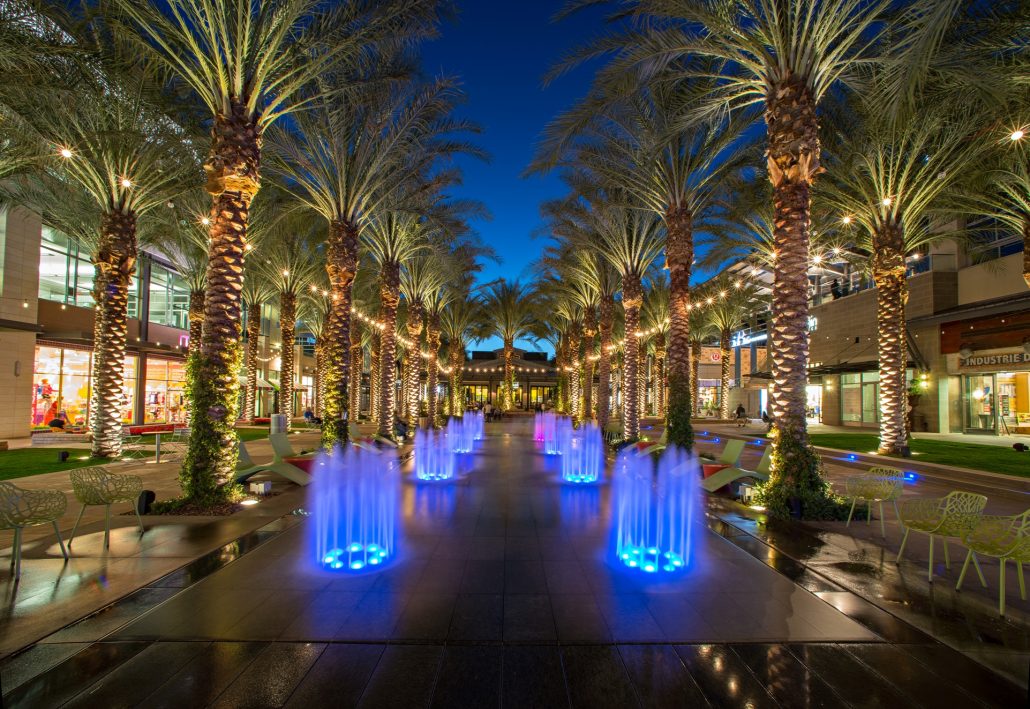 Scottsdale Quarter Fountain.jpg 1
