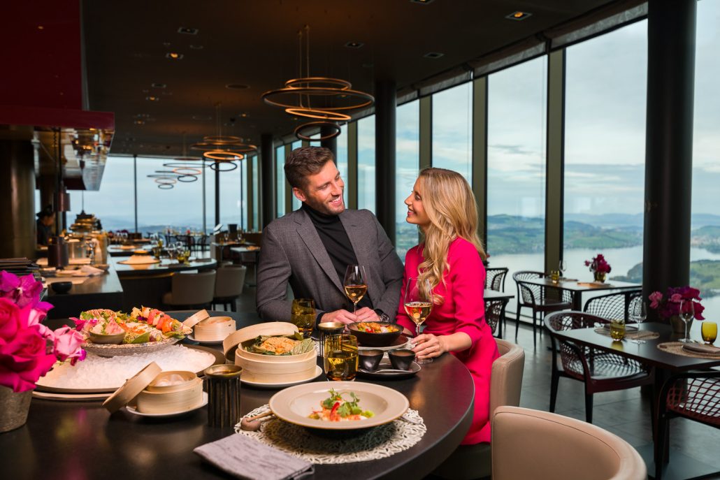 Spices Kitchen Terrace Couple Food 4 Romeo Balancourt 10.2021 5 years usage rights web