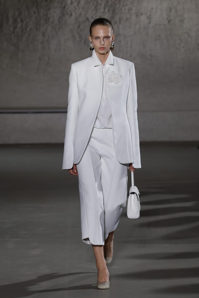 TB SS24 SHOW LOOK 13 2x3