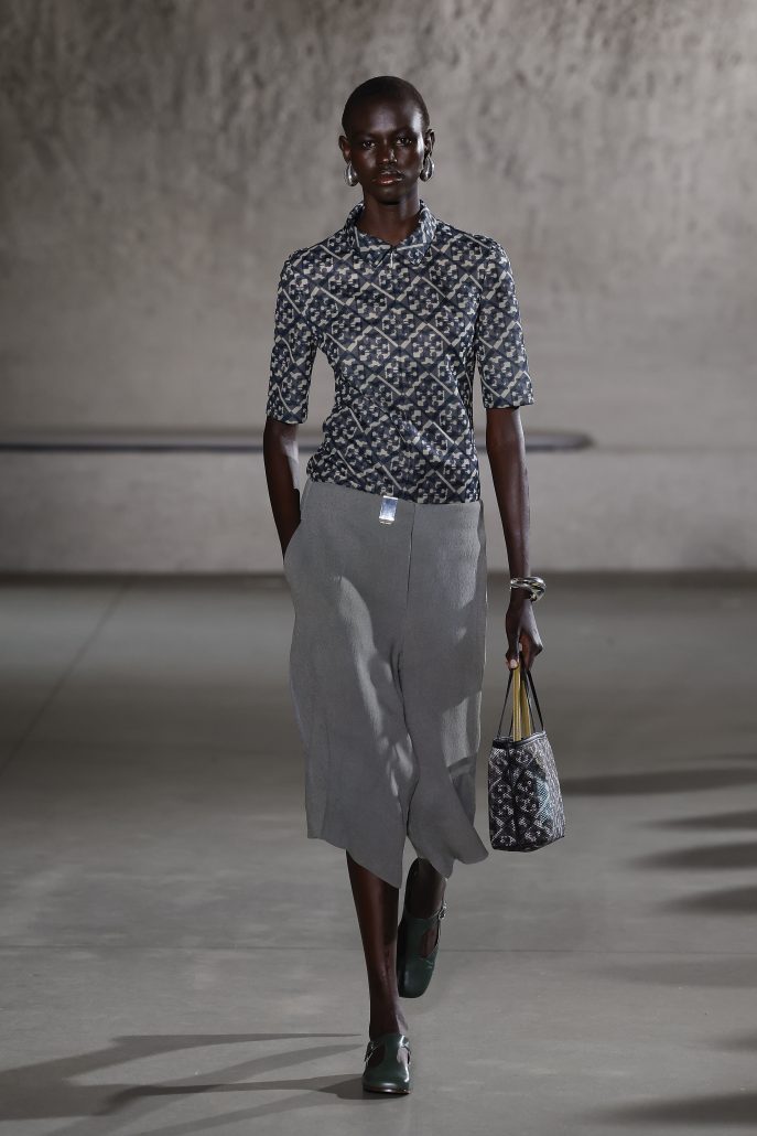 TB SS24 SHOW LOOK 27 2x3