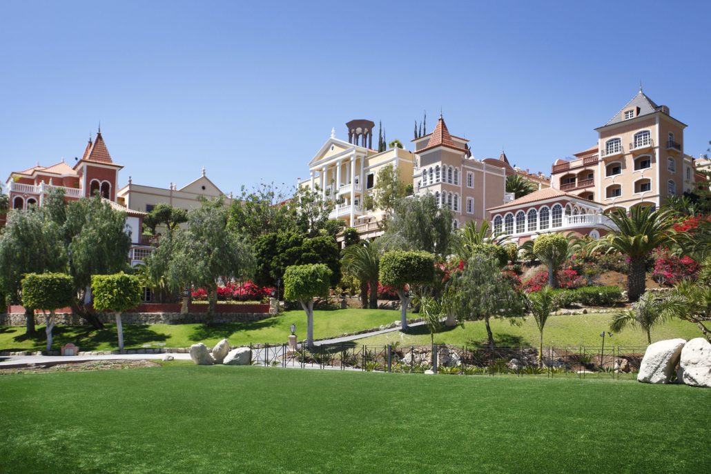 bahia del duqu exteriores park