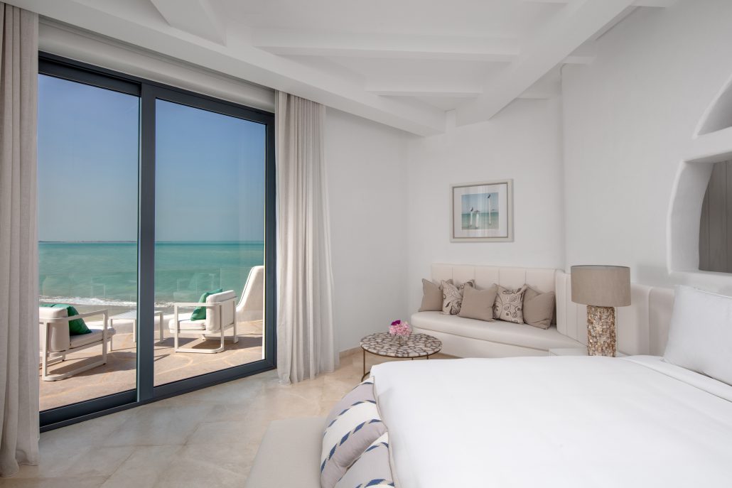 Anantara Santorini AbuDhabi Retreat Fira Sea View Terrace Room