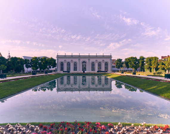 Emirates x Mo‰t Hennessy