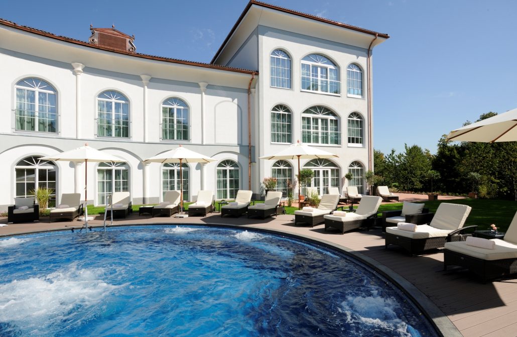 Hotel Gut Ising Ising Spa Wellness Sonnendeck und Hotel