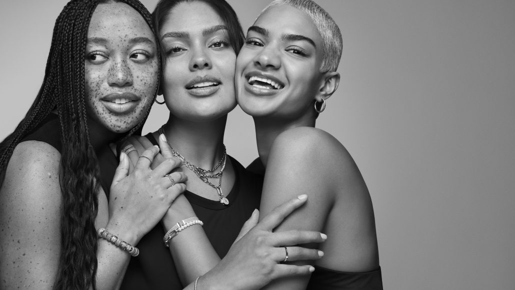 Pandora Model Image BE LOVE Brand Friends 2024