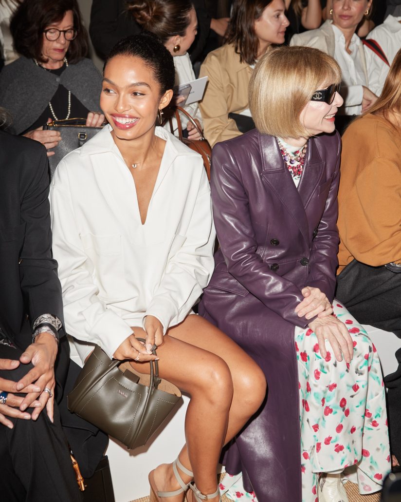 Yara Shahidi Anna Wintour in Max Mara002